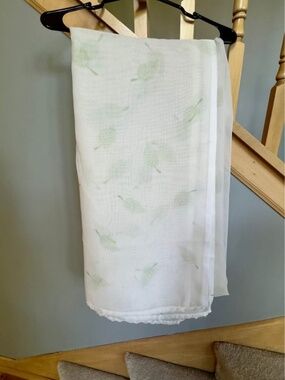 Vintage Sheer White With Green Leaves Scarf Valance